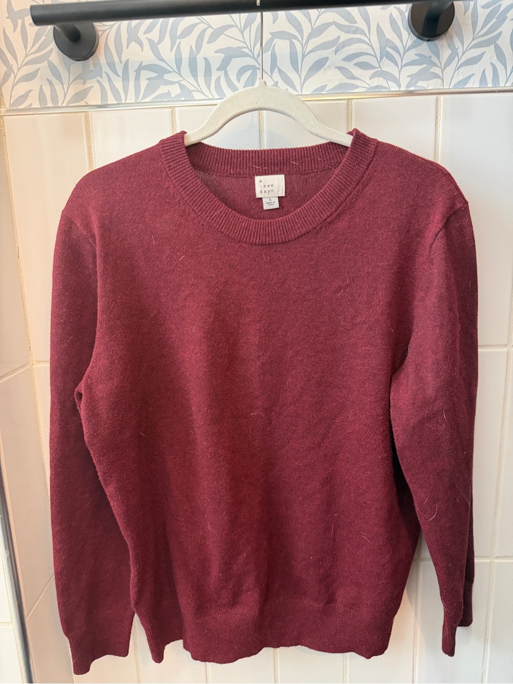 a new day Women's Crewneck Sweater in Wine Red